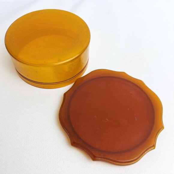 Vintage Amber Celluloid Vanity Powder Trinket Box Butterscotch Scalloped Edge - Picture 7 of 10